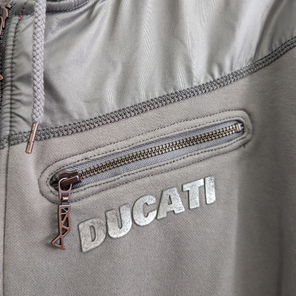 PUMA Ducati Colab Gray Jacket Hoodie Sweatshirt Men's Size XL (fitted Large too) - Picture 4 of 10
